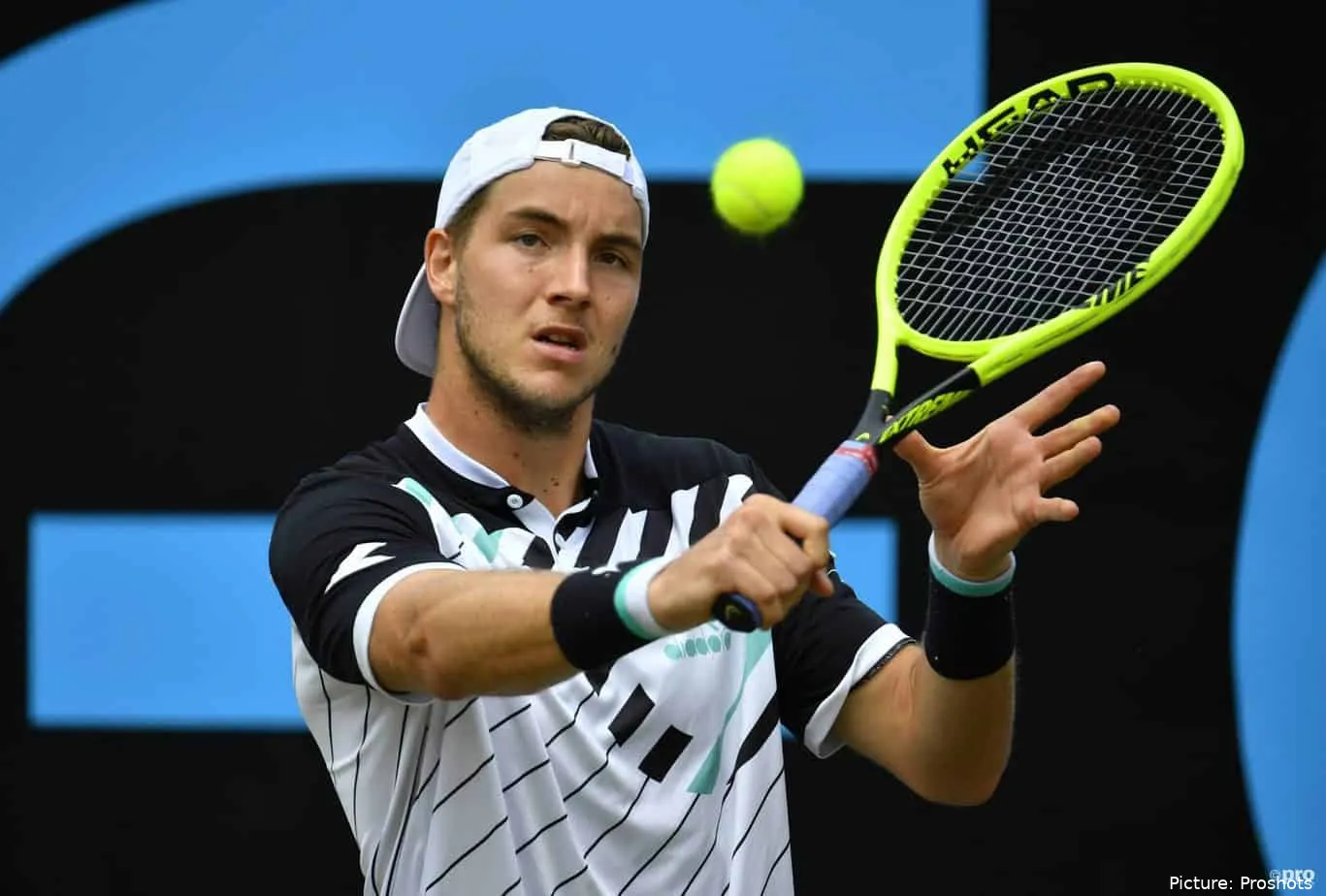 UTS London JanLennard Struff strauchelt gegen Alex de Minaur
